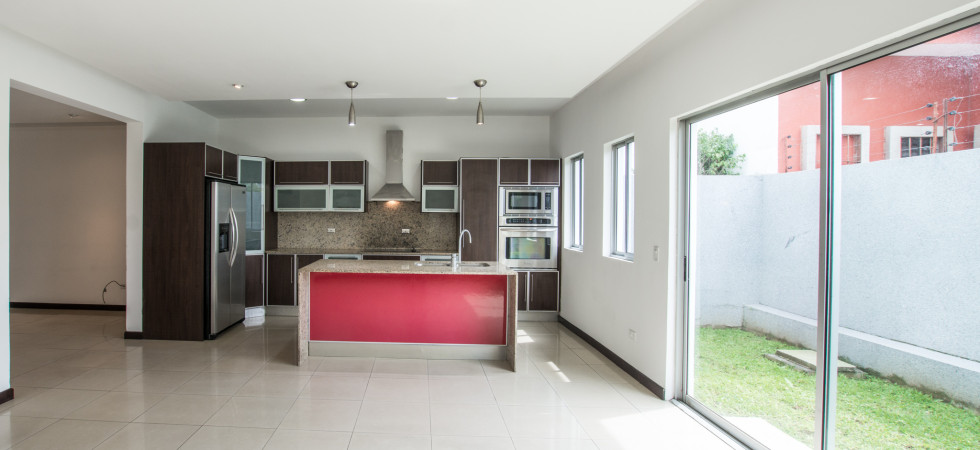 Contemporary 3 story home in condominium near Avenida Escazu modern condo for sale escazu trejos