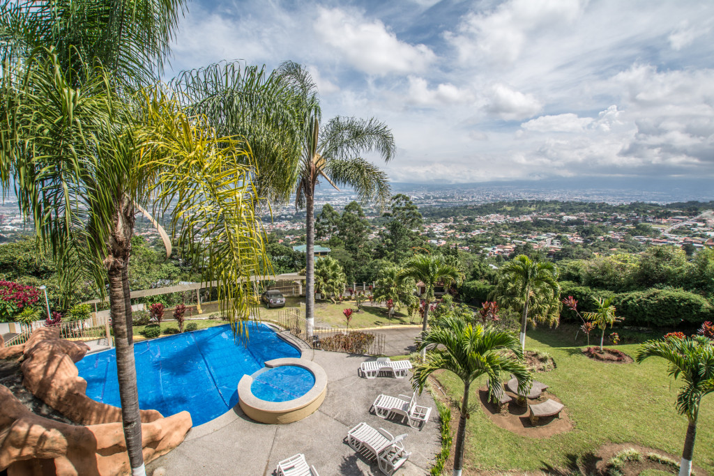 Beautiful apartment,pool,jacuzzi, spectacular views Beautiful apartment,pool,jacuzzi, spectacular views