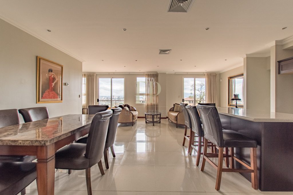 Furnished luxury apartment with views, pool, gym, tennis Furnished luxury apartment with views, pool, gym, tennis