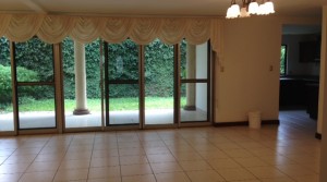 Home with green patio, playground in Condominium Santa Ana, Pozos