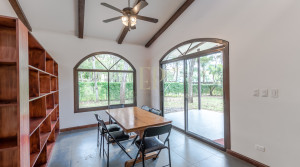One level, independent home surrounded by nature Pozos