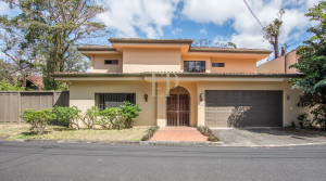 Two story independent home with terrace and garden Escazu