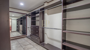 Laureles Ana sin muebles-9