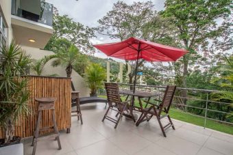 nice modern, luxury apartment in Riverpark Avalon