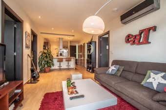 apartment in Riverpark Santa Ana
