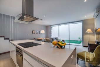 se vende casa condominium Brasil de Mora