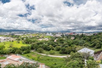 Luxury, modern home with private pool Escazu Guachipelin