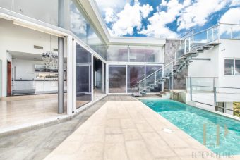 Luxury, modern home with private pool Escazu Guachipelin