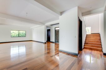 New independent home for sale La Hacienda