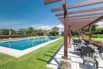 New independent home for sale La Hacienda