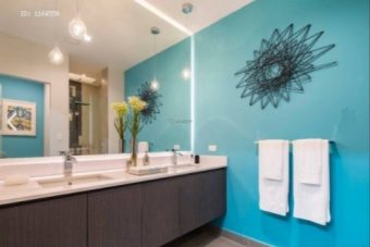 Nice modern, new apartment on the first floor in Santa Ana