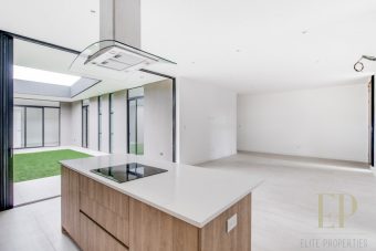 New condominium located in Santa Ana Rio Oro