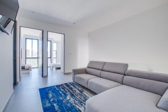 Two story new home Santa Ana Lindora