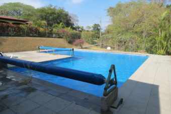 Large Charming House in Gated community of Ciudad Colon