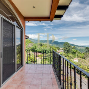 Spacious condo luxury condominium