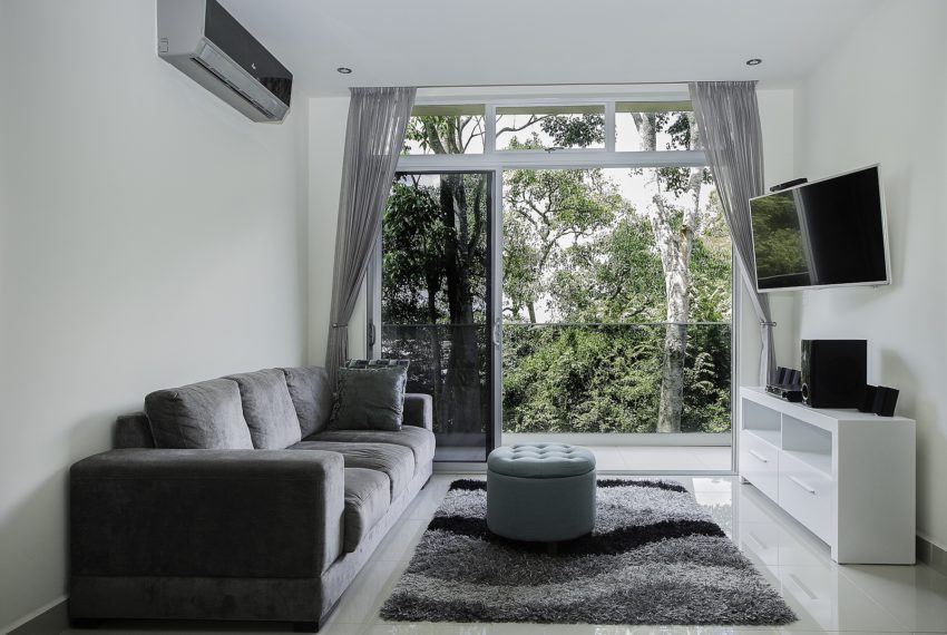 Fantastic apartment in Riverpark Santa Ana
