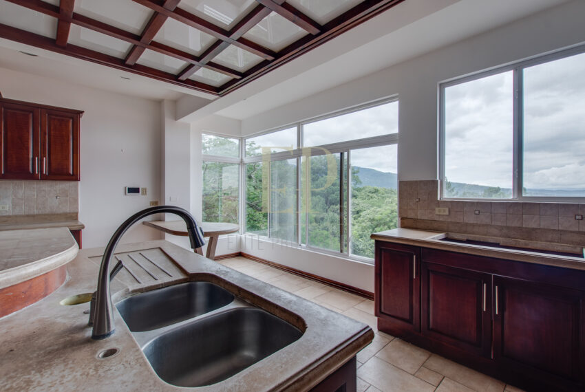home with private pool in condominium Escazu Guachipelin