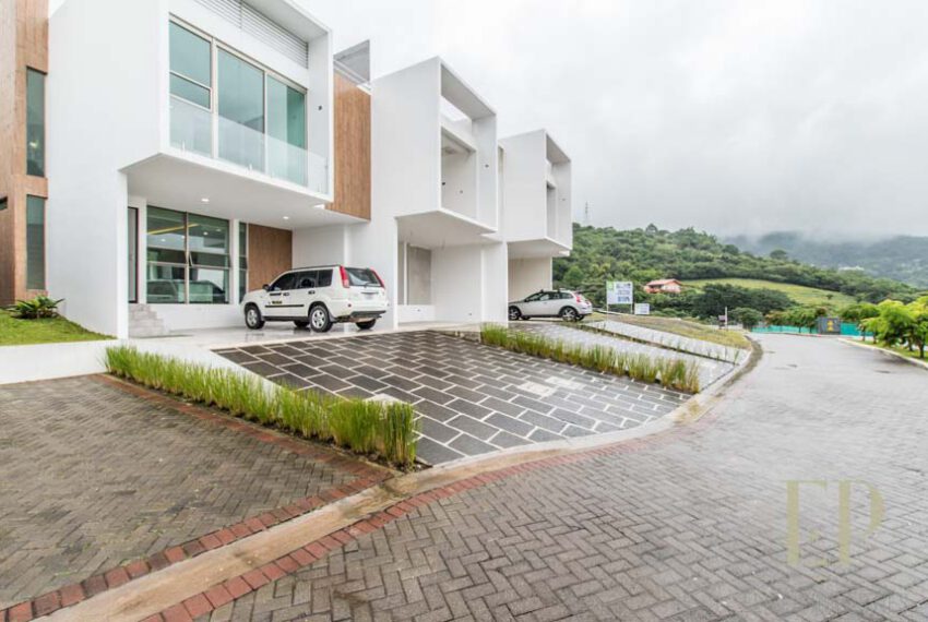 New homes in condominium with the best views of San Jose