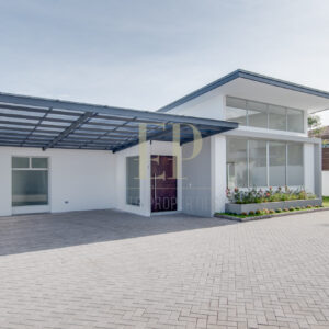 venta Casa de un nivel Santa Ana