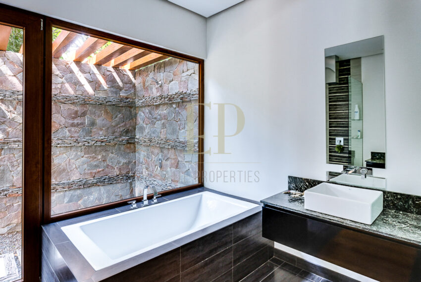Elite_Properties_MB_0016