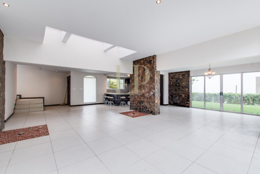 Beautiful two story home in luxury condominium Brasil de Mora, Ciudad Colon