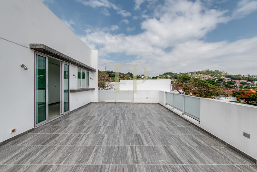 Modern home with private heated pool Escazu