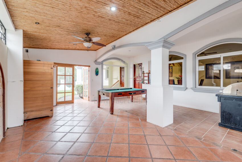Beautiful house for sale with views in Escazu