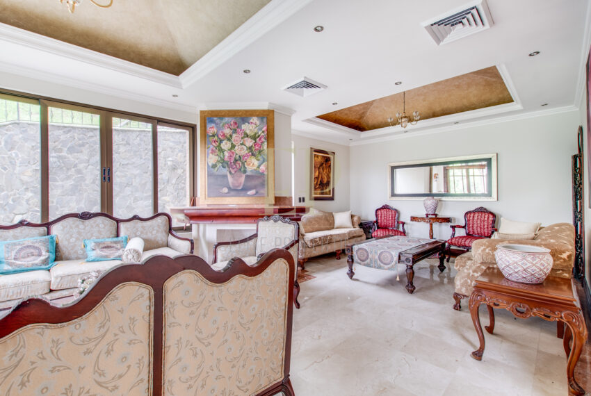 house for rent or sale in Villa Real Santa Ana
