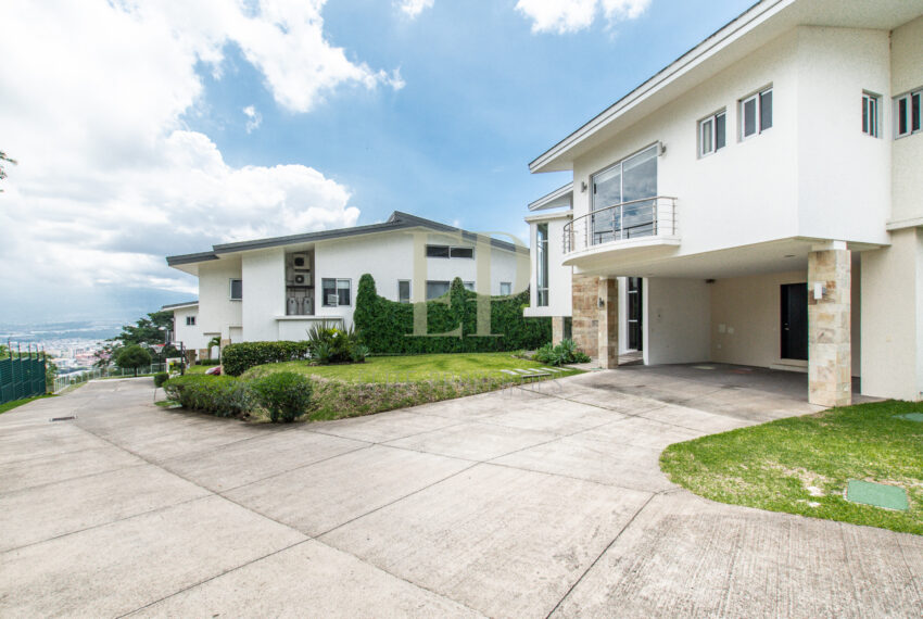 Casa de lujo en condominio Escazu, Jaboncillos