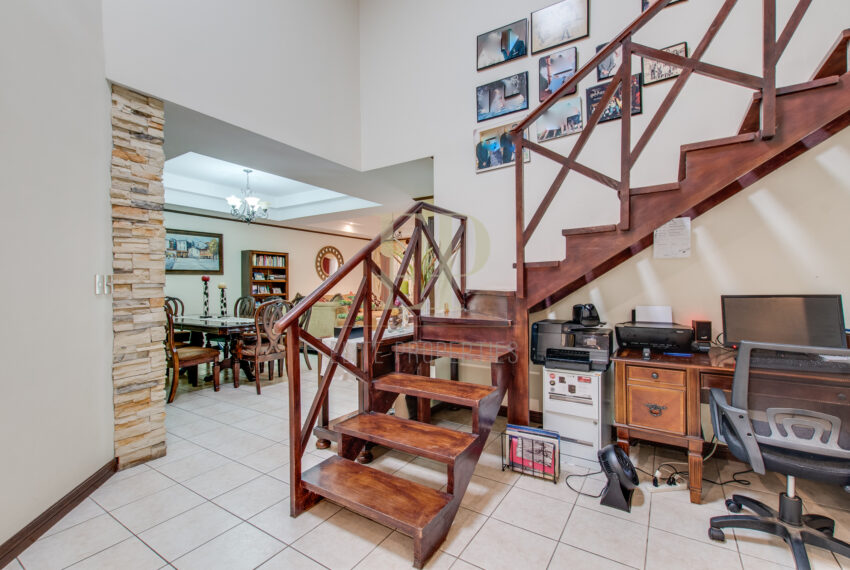 Casa independiente en Escazu Trejos Montealegre