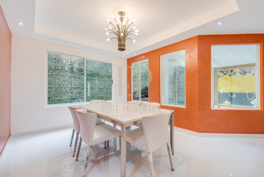 Escazú Los Laureles casa independiente en venta