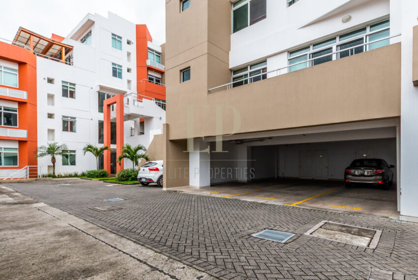 Furnished apartment in Escazu Guachipelin