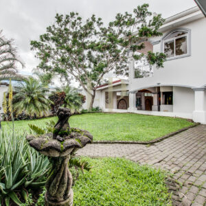 Independent house for rent Escazu, San Antonio