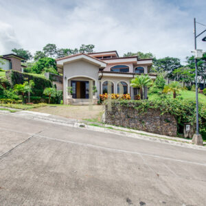 Two story elegant home for sale in Ciudad Colon
