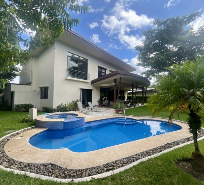 Home in Santa Ana Rio Oro, Costa Rica 
