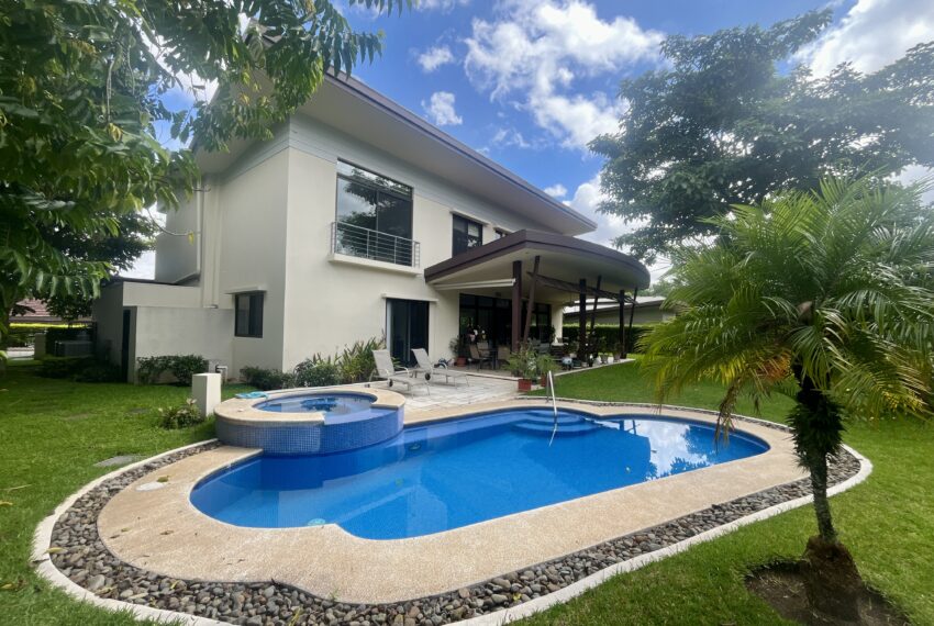 Home in Santa Ana Rio Oro, Costa Rica 