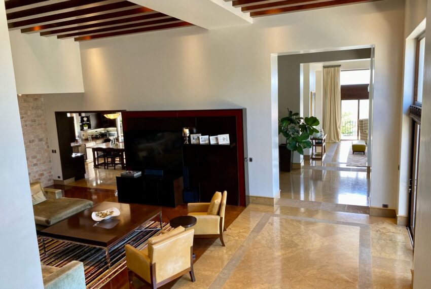 370a5d62-5fec-4c8d-ab3d-2eeba13bcc29