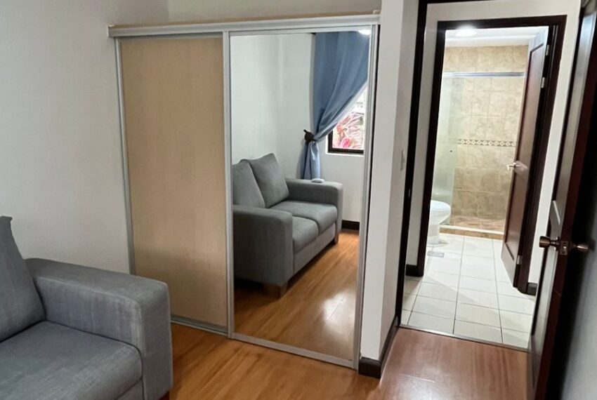 3def6bb5-661b-4354-9351-ab14a72b4c11 2