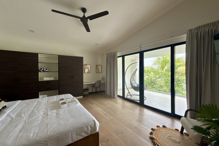 DJI_20251014_095242_351