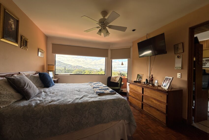 DJI_20251125_135542_376