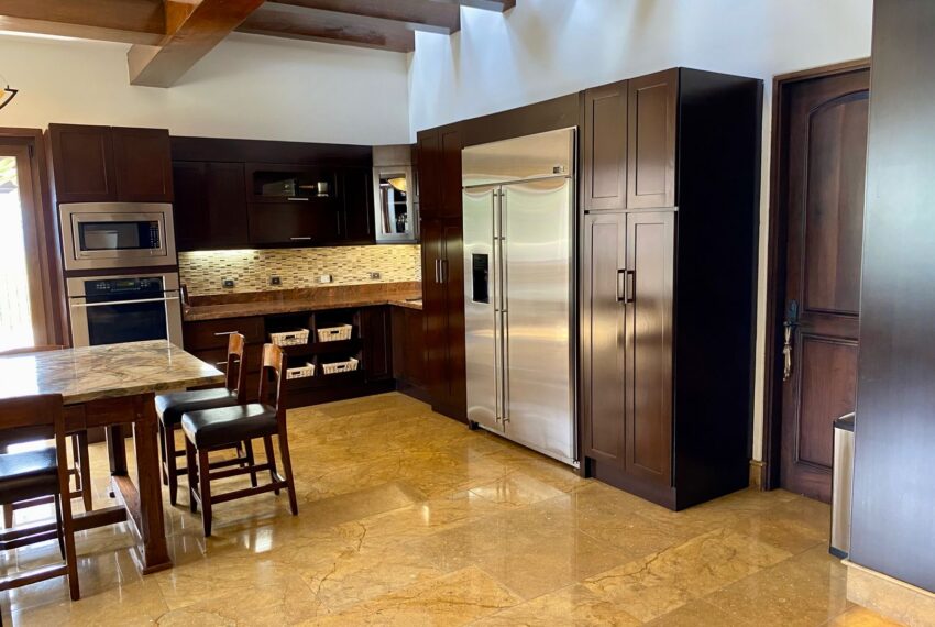 afc28521-5946-4fa3-8e2c-81e064e9bb3d