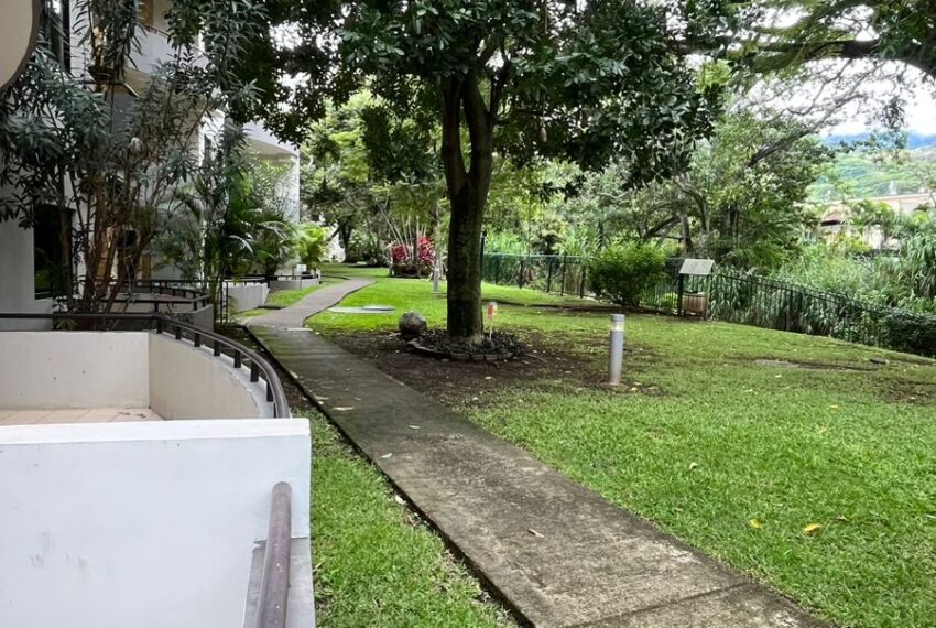 d2076c77-c8dd-47ee-b30b-66a7ffb1d621 2