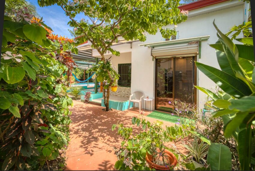 e4f306cf-8324-4c19-be4c-d98d24fe27af