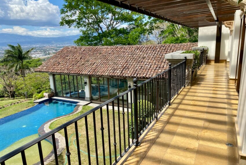 ec3a5901-624d-4115-aed4-7a2bda64d195