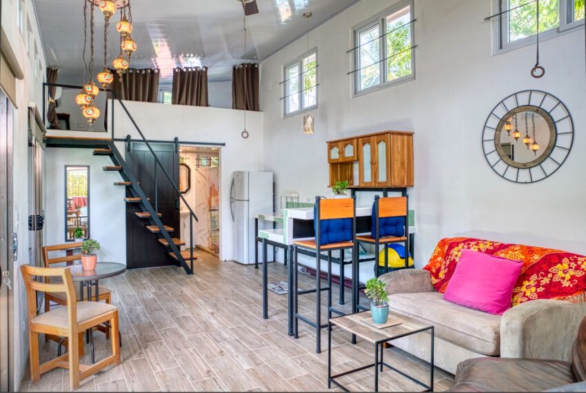 f0e7765d-fb2d-4de4-a5d3-f233700d2590